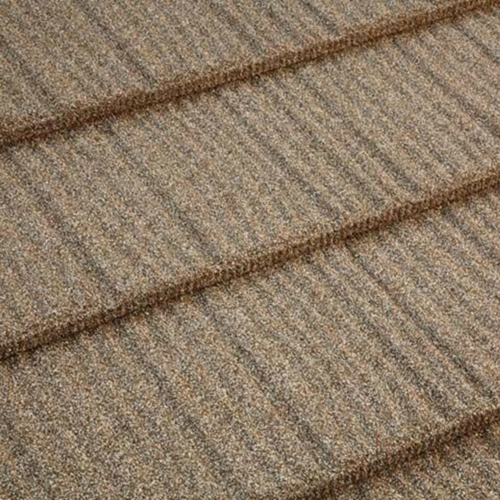 Cedar wood finish – light reddish-brown tone with natural wood grain