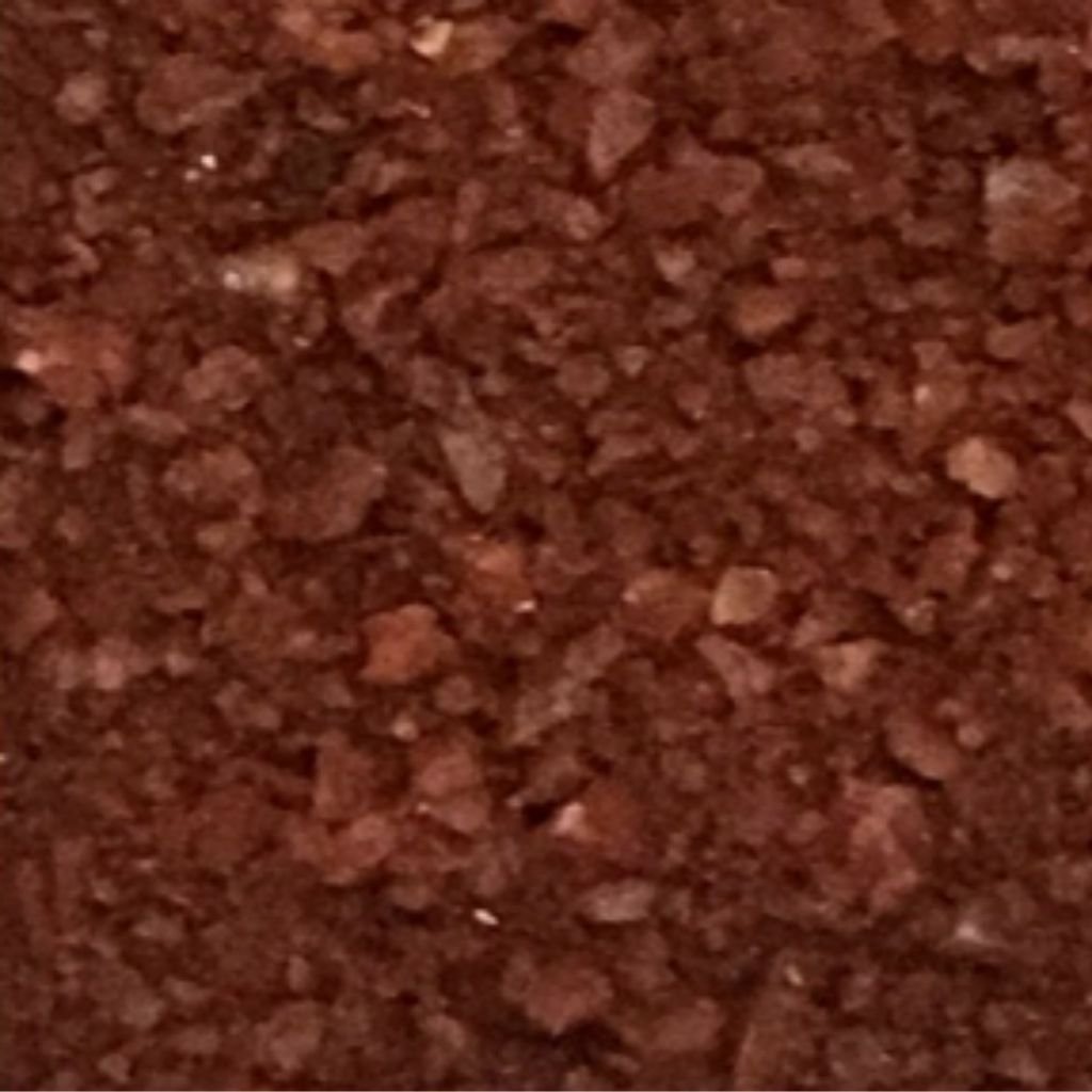 Naturel red finish – warm natural red tone with earthy texture